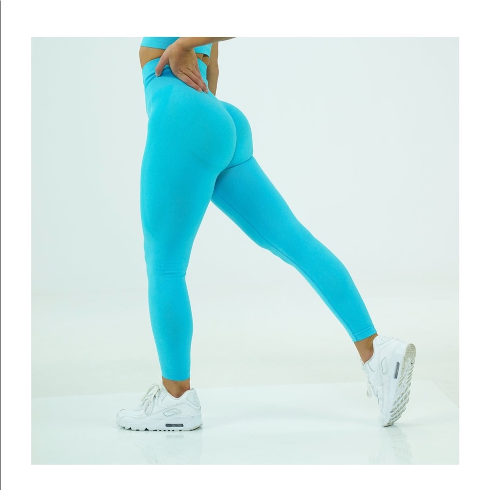 ISO NVGTN AQUA CONTOUR LEGGINGS SOLD OUt